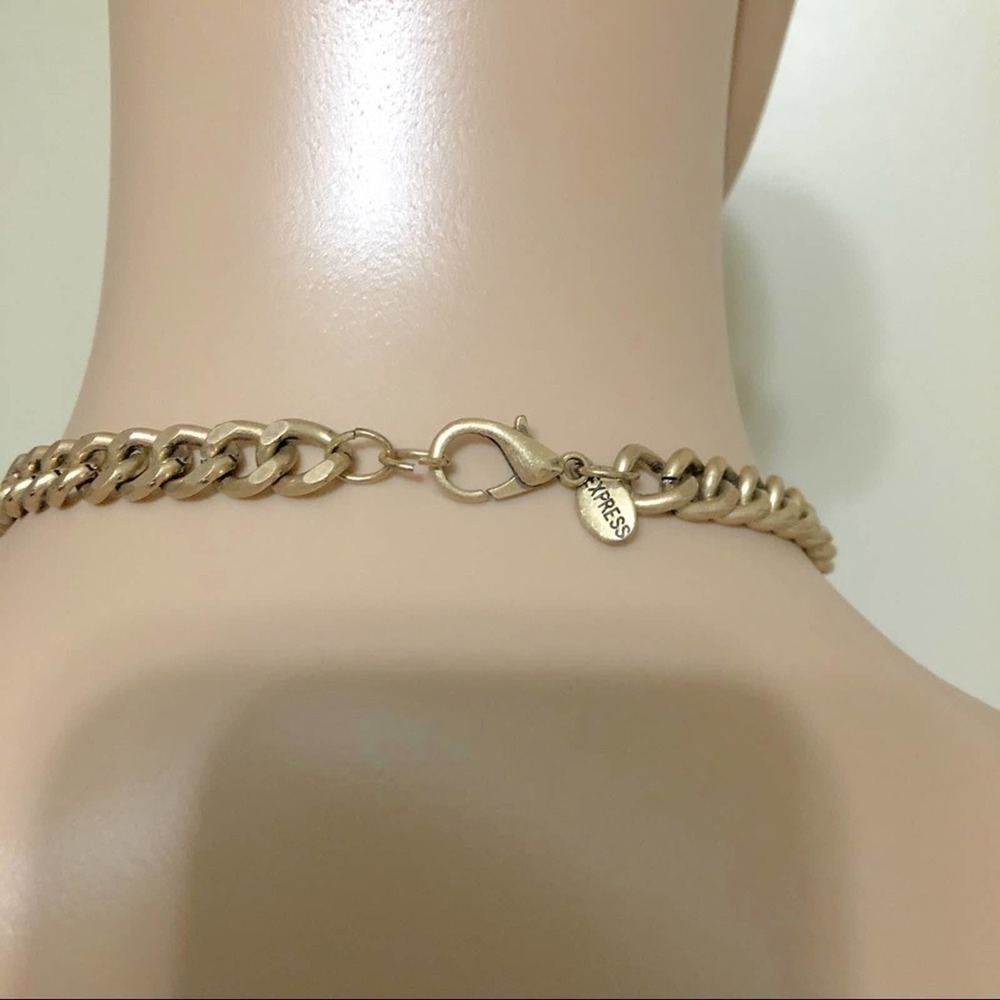 Express Statement Necklace​​​ - Picture 7 of 10